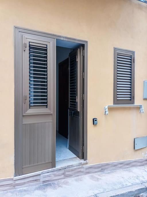 Confortevole Appartamentino Castellammare del Golfo Exterior photo
